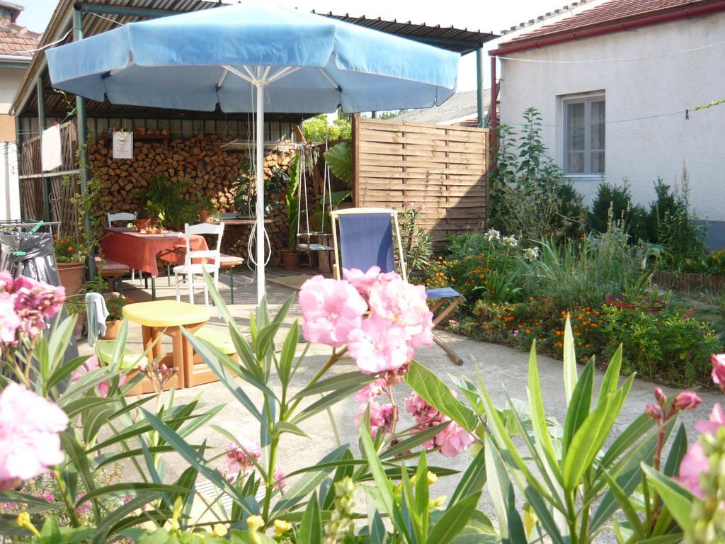 Mandula Haz Hotel Veszprem Ngoại thất bức ảnh