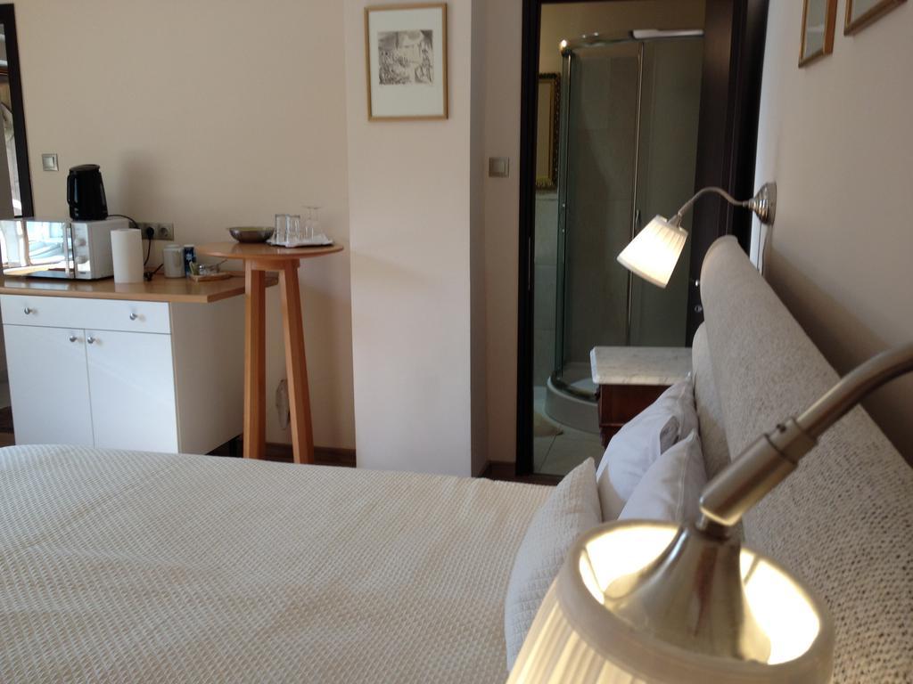 Mandula Haz Hotel Veszprem Ngoại thất bức ảnh